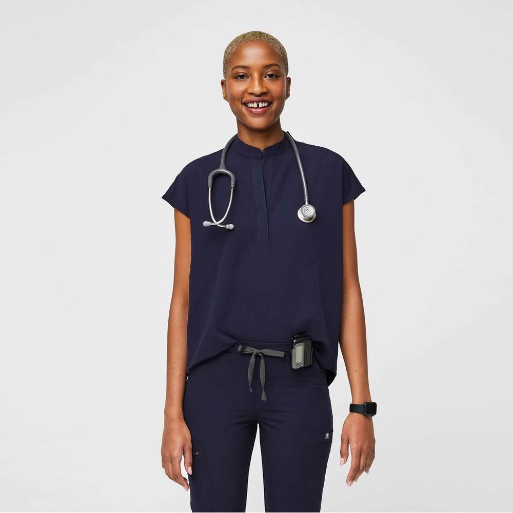 Figs Rafaela Oversized Scrub Top Navy XS
